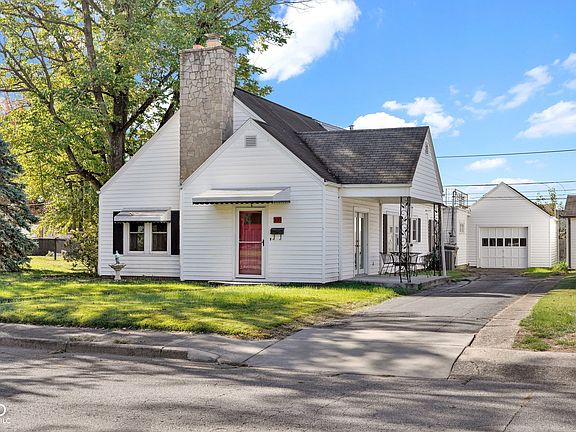 2nd image of 339 Lee Blvd