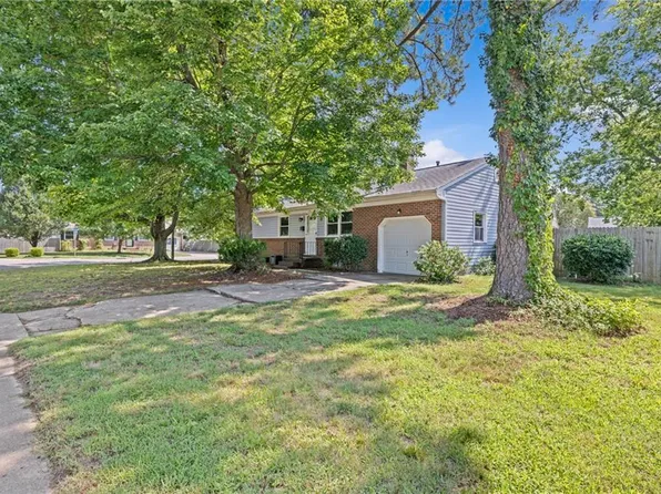 720 Essex Park Dr, Hampton, VA 23669