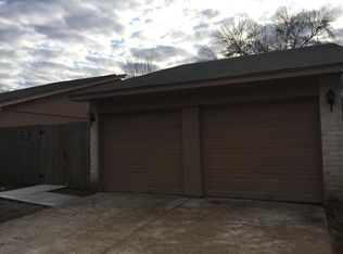 16114 Tibet Rd, Friendswood, TX 77546