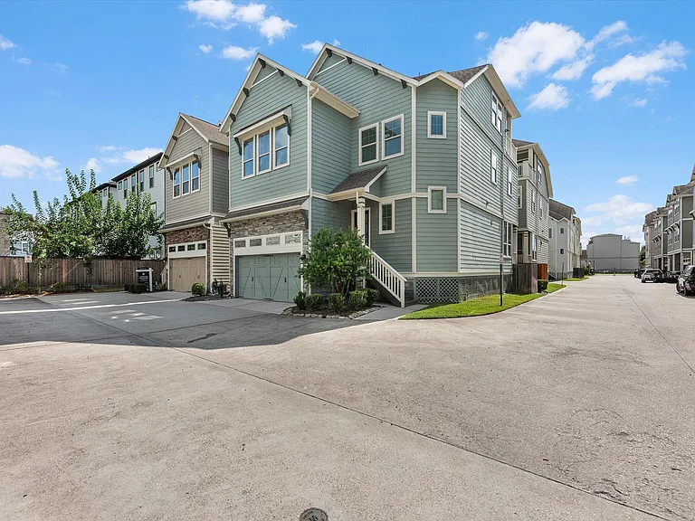 1512 Dyer Lake Ln — Photo 35