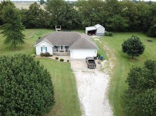 4432 S 89th Rd, Bolivar, MO 65613