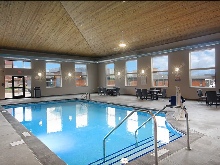 Sapphire Apartments — Photo 8