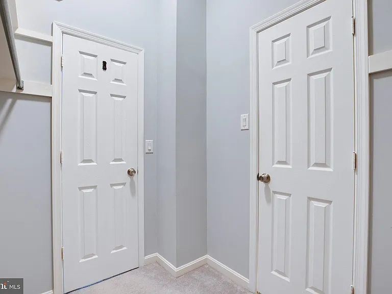 2914 Oakton Crest Pl — Photo 48