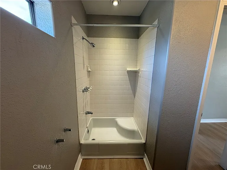 129 E Pomona Ave — Photo 15