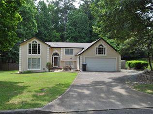 271 High Meadow Dr, Marietta, GA 30068