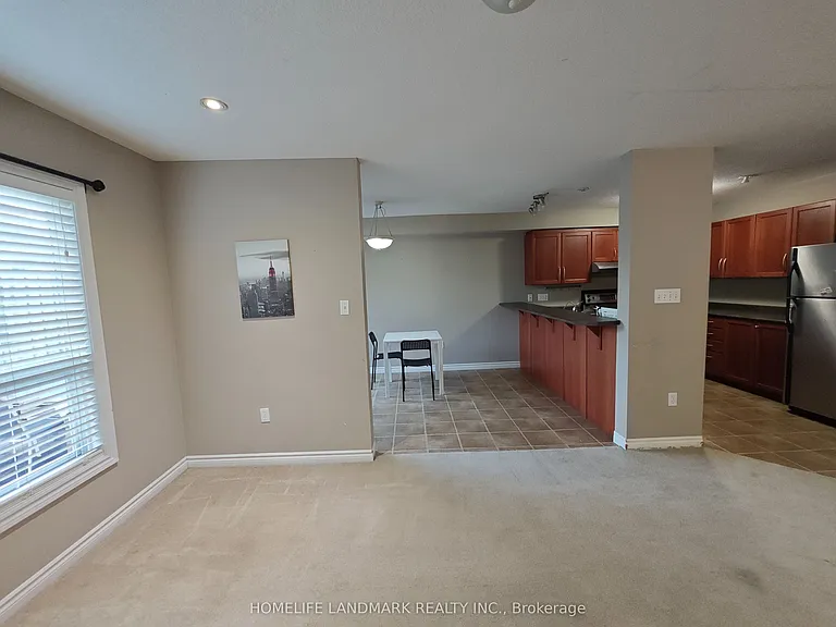 370 Sauve Cres — Photo 5