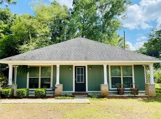 5251 Greenwood Ln, Mobile, AL 36608