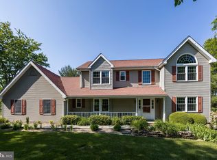 11 Bramble Ln, West Grove, PA 19390