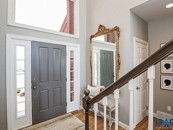 3rd image of 5101 S Daffodil Cir