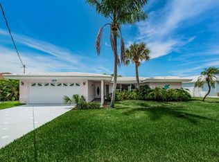 462 Harbor Dr N, Indian Rocks Beach, FL 33785