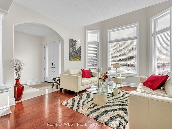 4th image of 90 Birkhall Pl