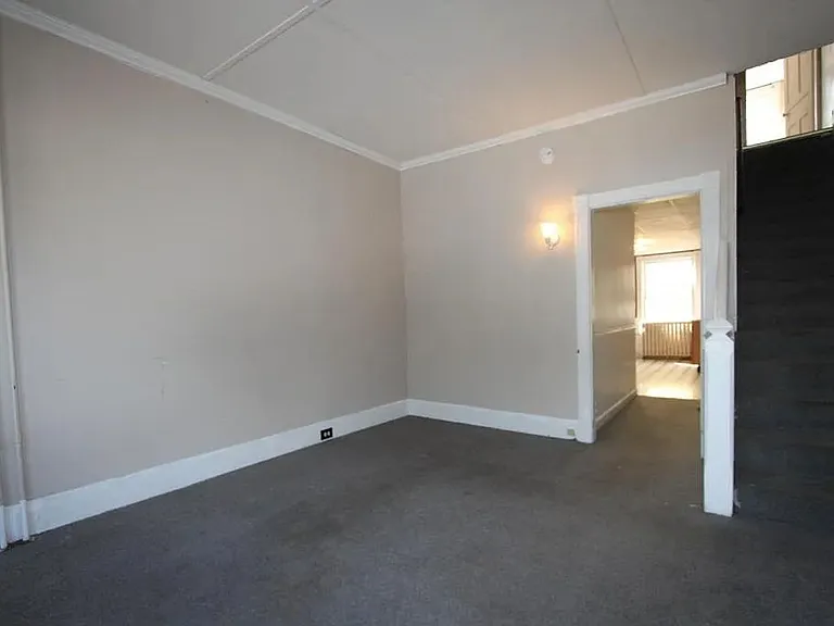33-37 Grant St / 60 Clarke St — Photo 9