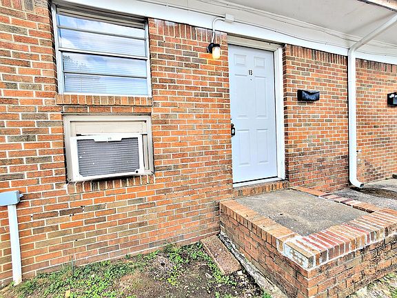 2nd image of 3900 Rucker Cir SW #13