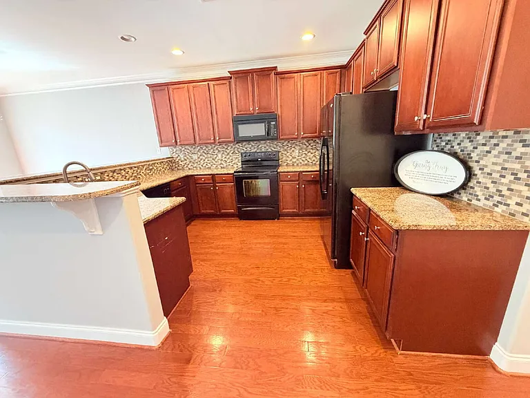 959 Silver Leaf Dr — Photo 21
