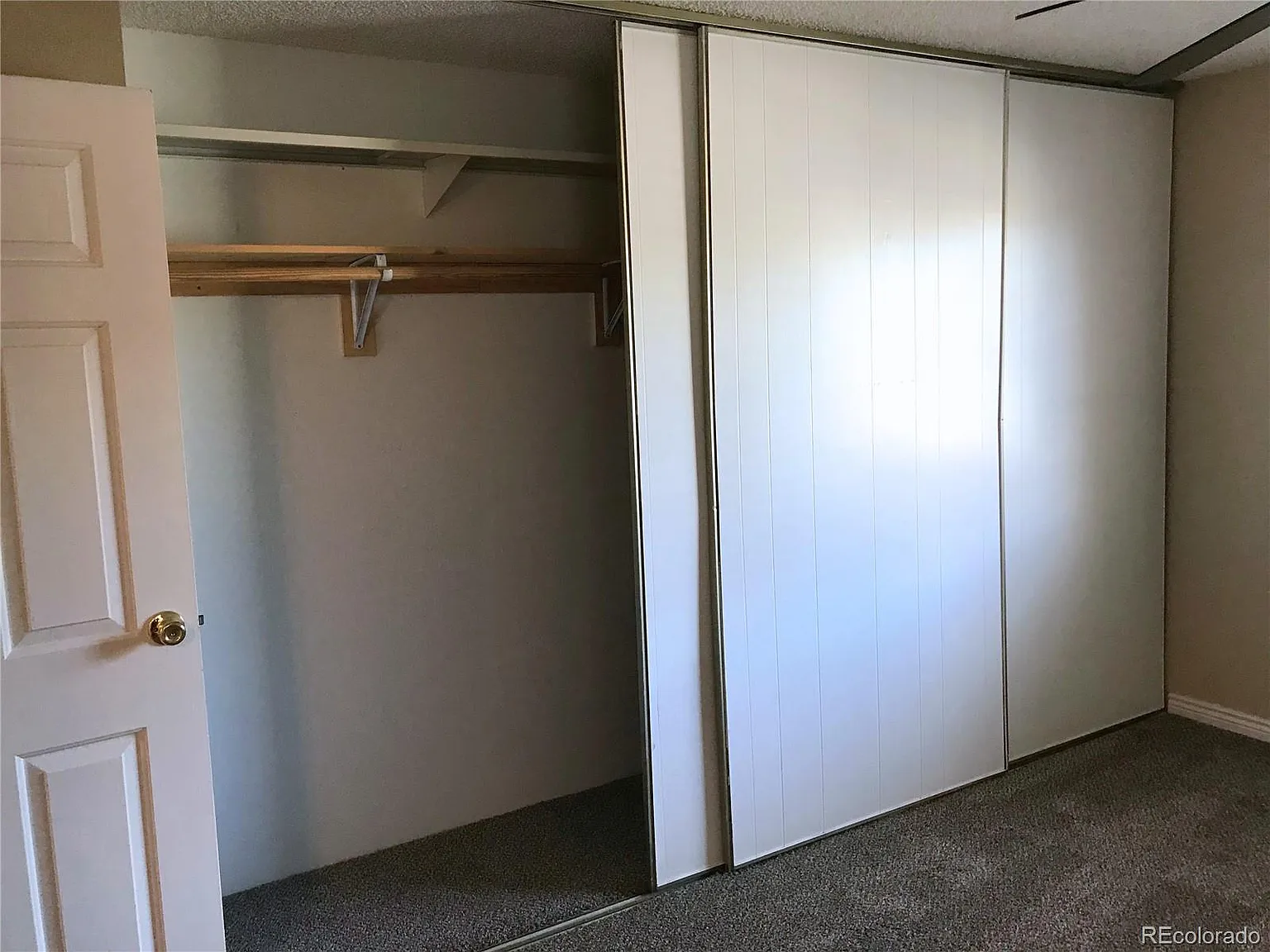 2 bed, 2.0 bath, 948 sqft, $1,650 — Photo 4