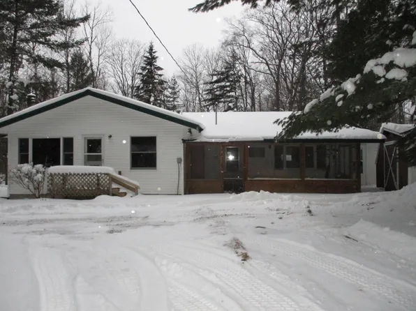 2870 Ann Arbor Rd, Lewiston, MI 49756