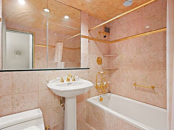 5th image of 50 E 79th St APT 12C