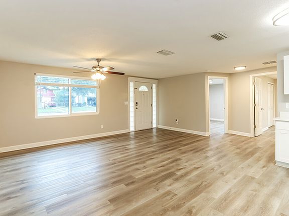 4th image of 2553 Chancery Dr