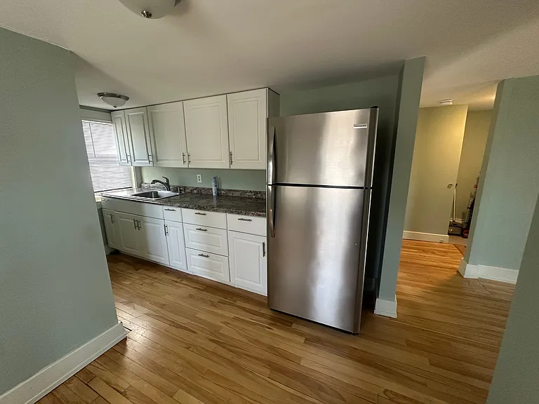228 S Main St — Photo 6