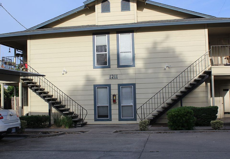 1st image of 1211 S Central Ave #0