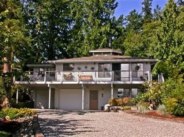 273 Cowlitz Pl, La Conner, WA 98257
