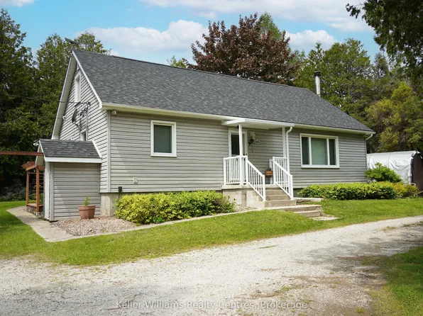 668 Pike Bay Rd, Northern Bruce Peninsula, ON N0H 2T0