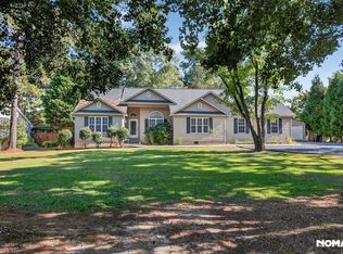 124 Pinesage Dr, West End, NC 27376