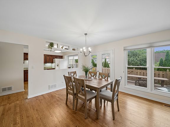 5th image of 1969 Wexford Cir