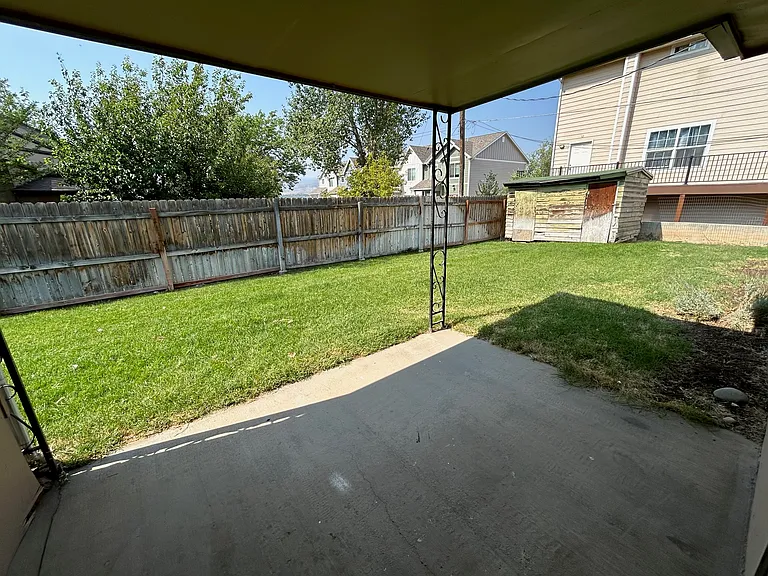 441 Independent Ave #3 — Photo 14