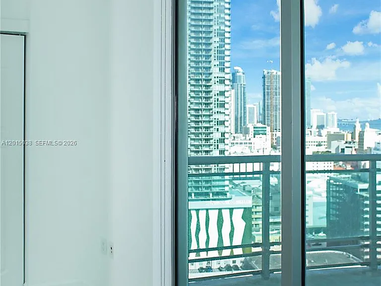 350 S Miami Ave #2713 — Photo 37