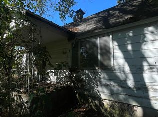 31 Parsonage Ln, Galena, MO 65656