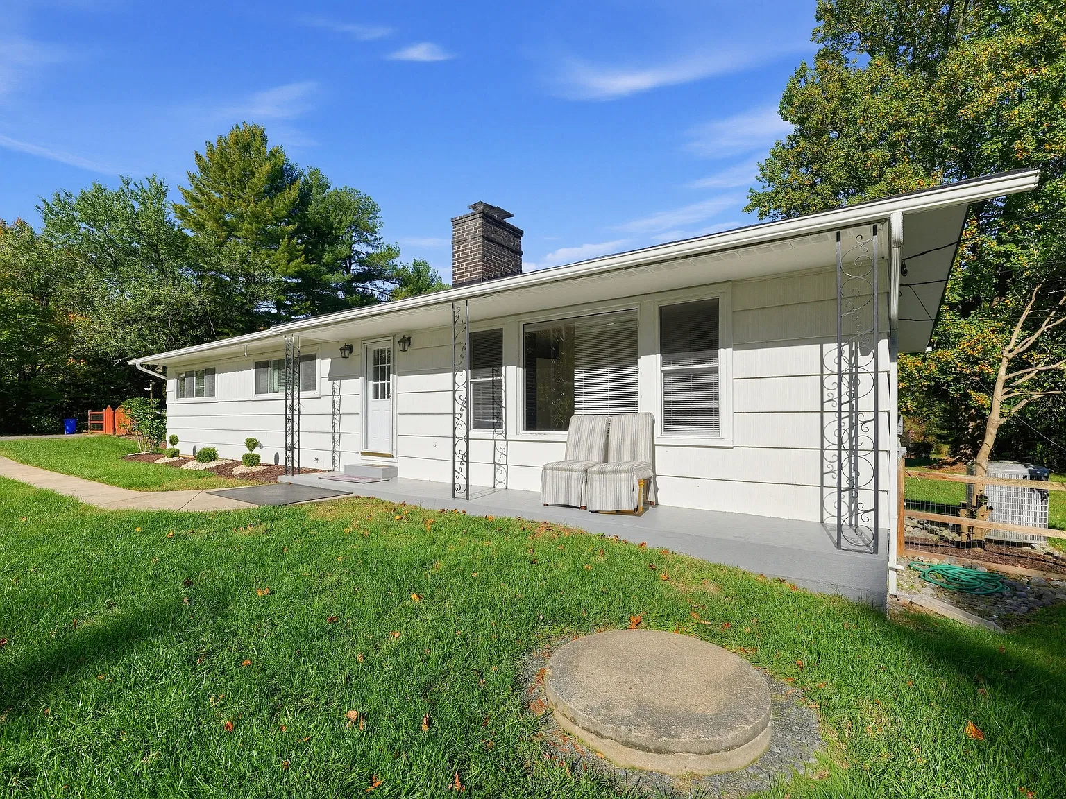 4 bed, 1568 sqft, $3,000 — Photo 2