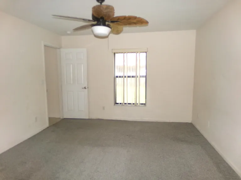 1667 SW California Blvd — Photo 13