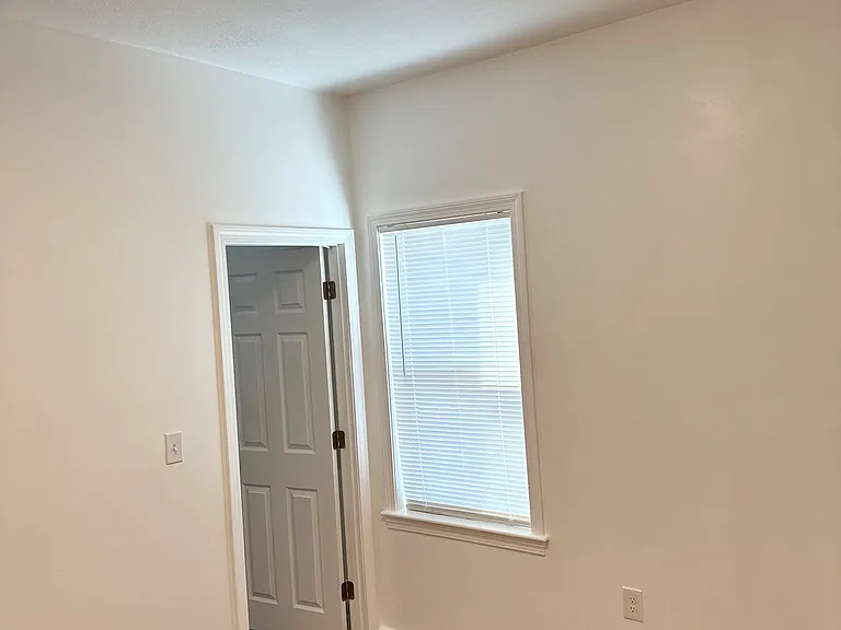 14 Victory Rd #2 — Photo 12