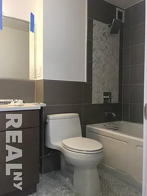 Rented by REAL New York | media 5