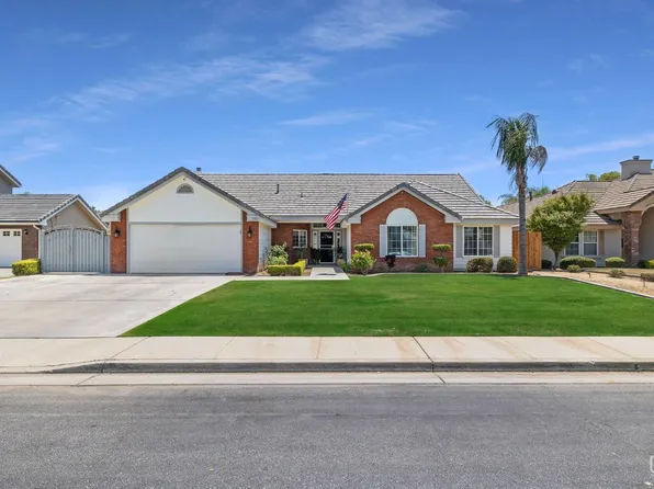 10605 Trophy Ct, Bakersfield, CA 93312