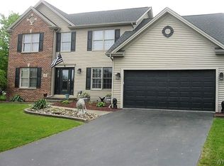 40 S Parrish Ct, Buffalo, NY 14228