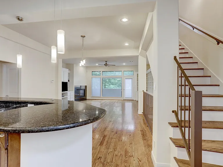 6911 Staffordshire Blvd — Photo 16