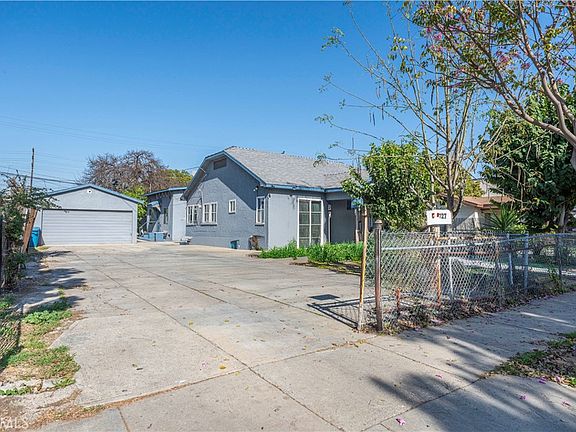 3rd image of 3725 E 57th St
