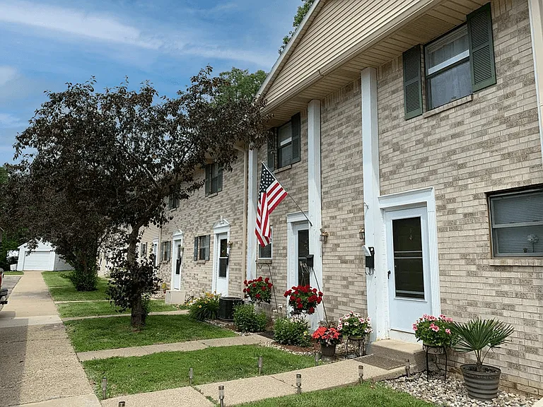 Welcome to Pinehurst Townhomes