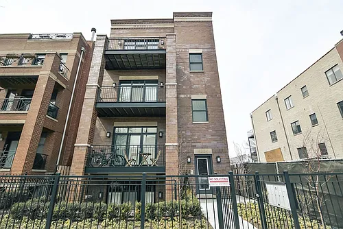 4324 N Ashland Ave #2 Photo 1