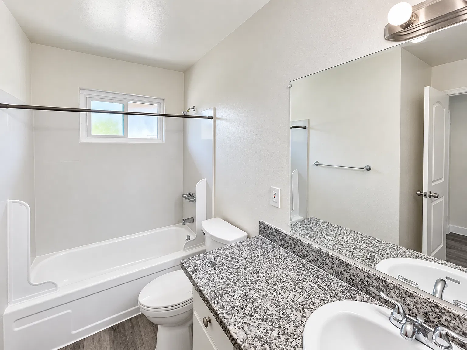 Arden Park Apartments — Photo 4