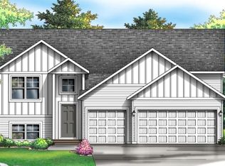 5921 S Coneflower Ave, Sioux Falls, SD 57108
