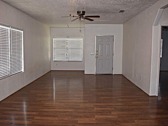 2nd image of 600 N Meredith Ave