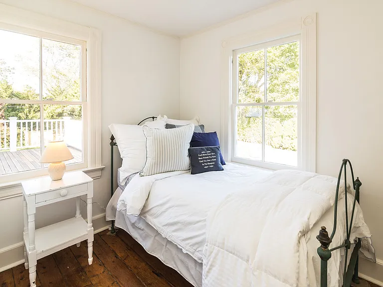 111 Montauk Hwy — Photo 14