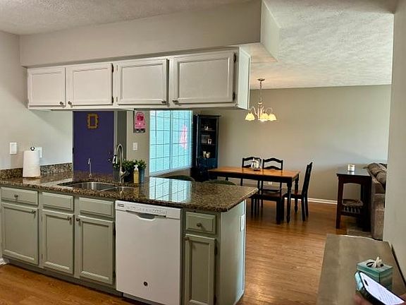 5th image of 6514 Timberleaf Ct APT 3
