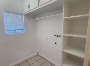 1487 Henderson Ave APT A, Long Beach, CA 90813