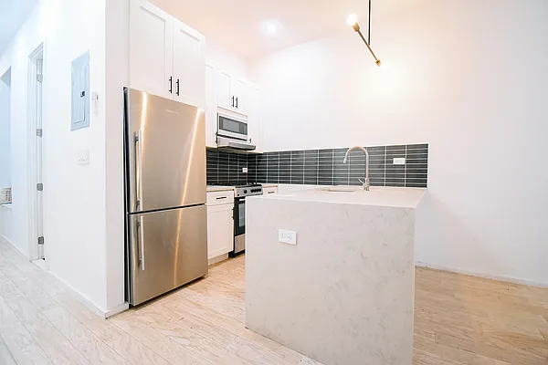 Rented by Skyward | media 20