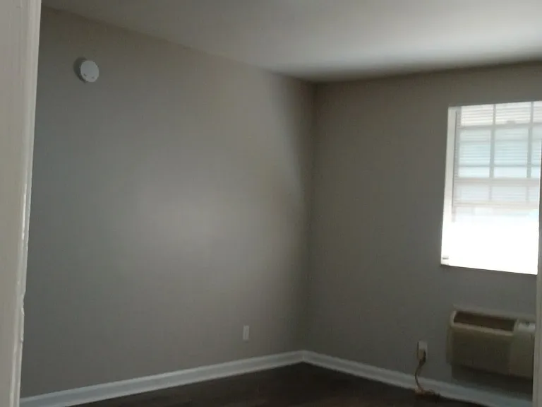 120 Walnut St #20 — Photo 3