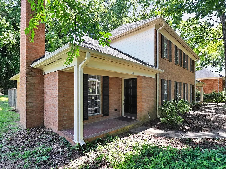 101 Cabell Way — Photo 31